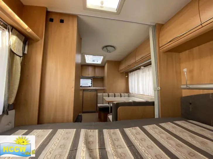 Sicht vorne-hinten Bürstner Ventana 410 TS