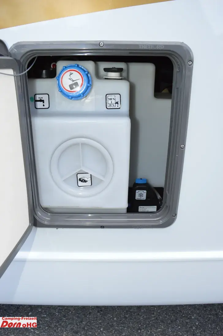 Fahrzeugbild Bürstner B66 690 TD Sunroof #8