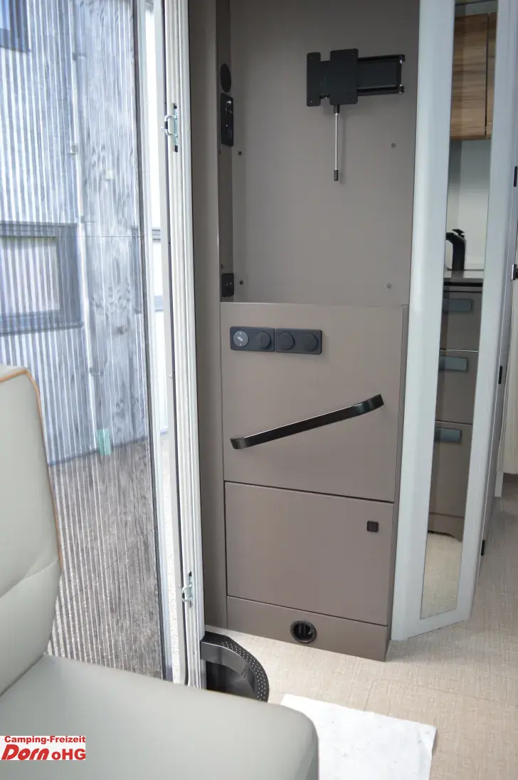 Fahrzeugbild Bürstner B66 690 TD Sunroof #12