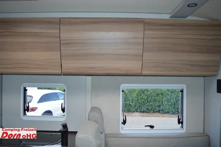 Fahrzeugbild Bürstner B66 690 TD Sunroof #14
