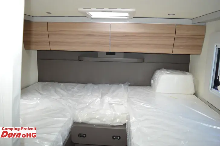 Fahrzeugbild Bürstner B66 690 TD Sunroof #15