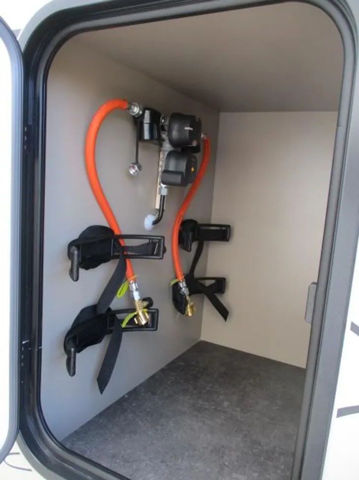 Fahrzeugbild Eura Mobil Xtura XT 686 EF Sofort verfügbar #15