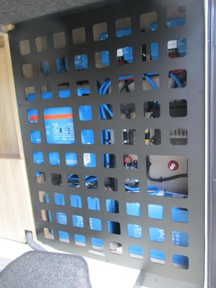 Fahrzeugbild Eura Mobil Xtura XT 686 EF Sofort verfügbar #17