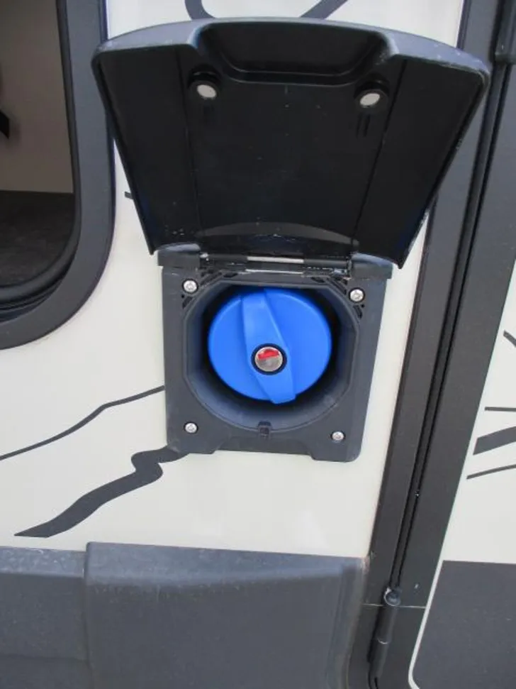 Fahrzeugbild Eura Mobil Xtura XT 686 EF Sofort verfügbar #20
