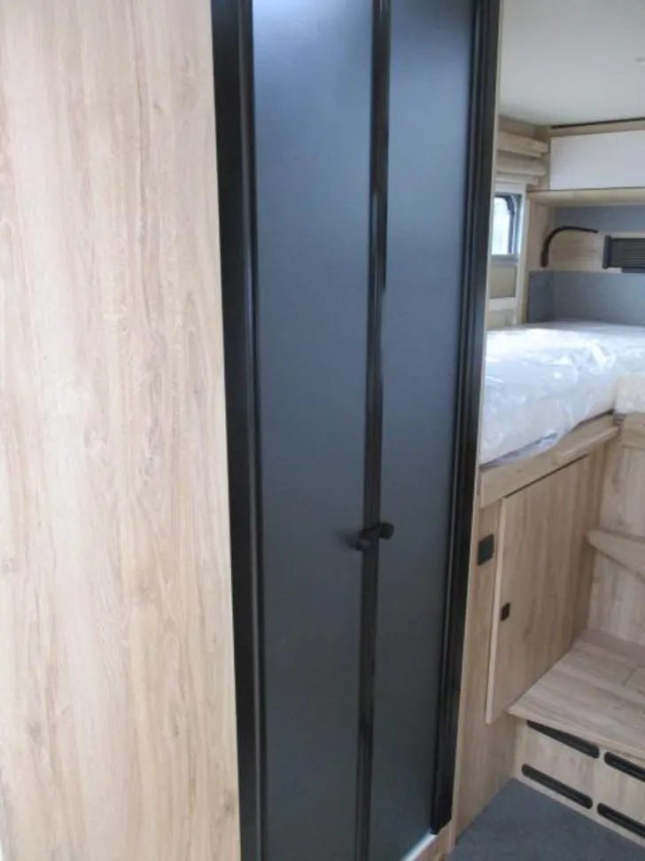 Fahrzeugbild Eura Mobil Xtura XT 686 EF Sofort verfügbar #32