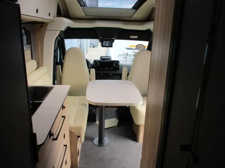 Fahrzeugbild Eura Mobil Xtura XT 686 EF Sofort verfügbar #40
