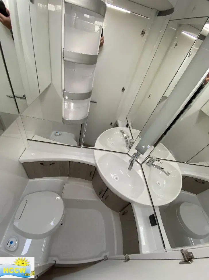 Toilette Hobby OnTour 460 DL Weekly-Deal Hausmesse