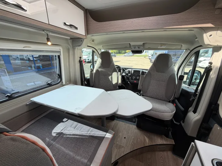 Fahrzeugbild Pössl 2 win plus S - Lightbar - Frontbügel - Solar #23