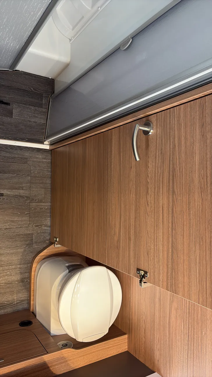 Toilette Weinsberg CaraSuite 700 ME Sofort verfügbar Modell 27
