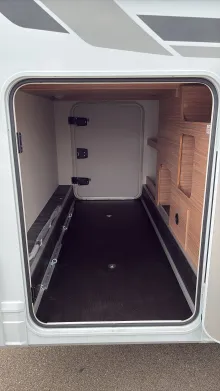 Heckgarage Weinsberg CaraSuite 700 ME Sofort verfügbar Modell 27