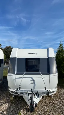 Frontal Vorne Hobby De Luxe 460 UFe IC-Line inkl. Mover & ETS