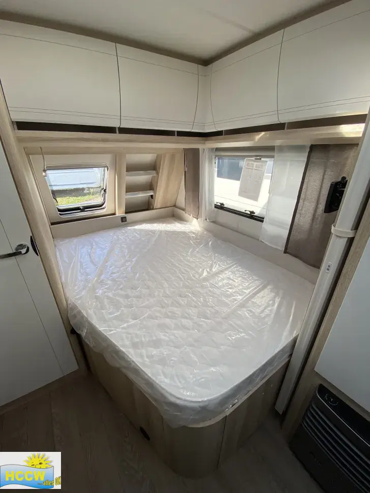 Betten Hobby De Luxe 460 UFe IC-Line inkl. Mover & ETS