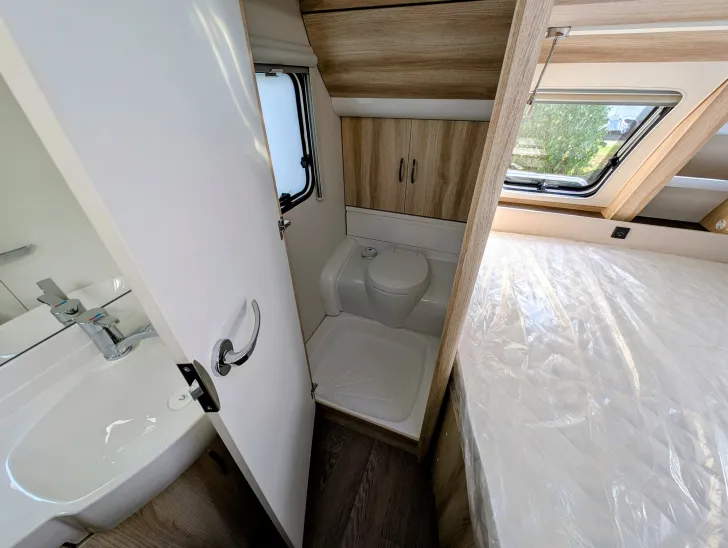 Fahrzeugbild Hobby De Luxe 460 UFe IC-Line IC-Sondermodell #12