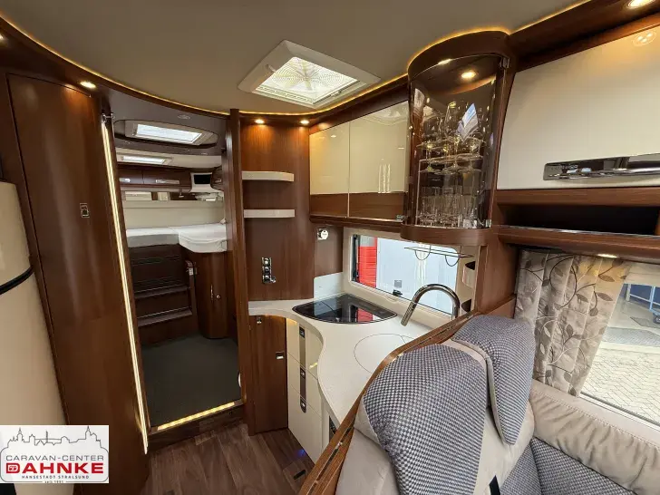 Fahrzeugbild Carthago chic s-plus I 55 XL Klima, Hubstützen, AHK, Sat #12