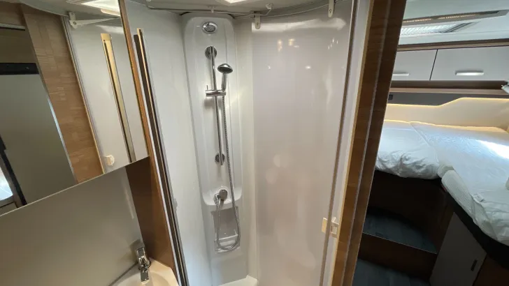 Fahrzeugbild Knaus L!VE I 700 MEG #18