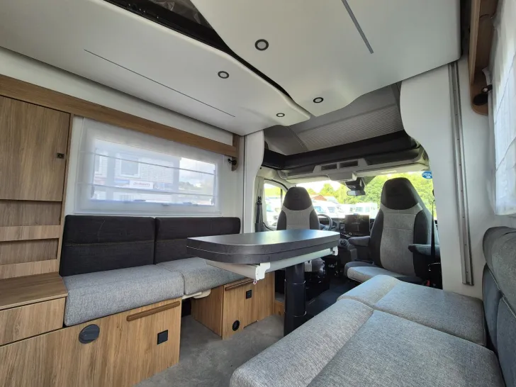 Fahrzeugbild Chausson Teilintegriert Titanium Line 630 2027 Arctic #10