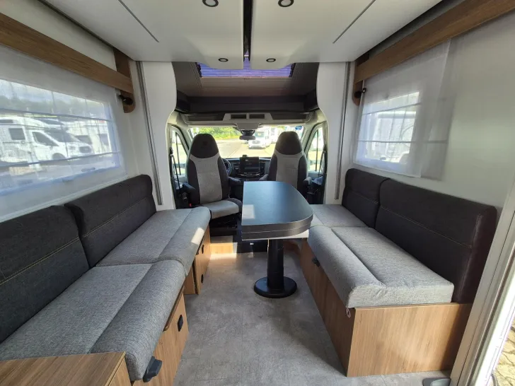 Fahrzeugbild Chausson Teilintegriert Titanium Line 630 2027 Arctic #12