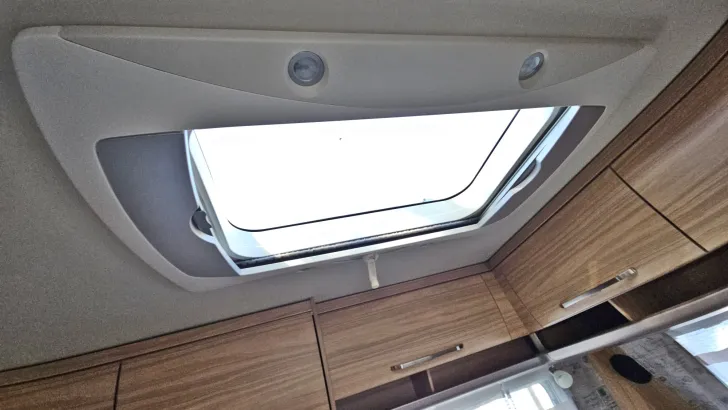 Fahrzeugbild Hymer Eriba Nova GL 465 #23