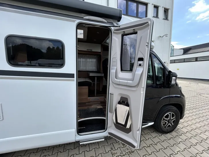 Fahrzeugbild Weinsberg CaraCompact EDITION PEPPER 600 MEG #6