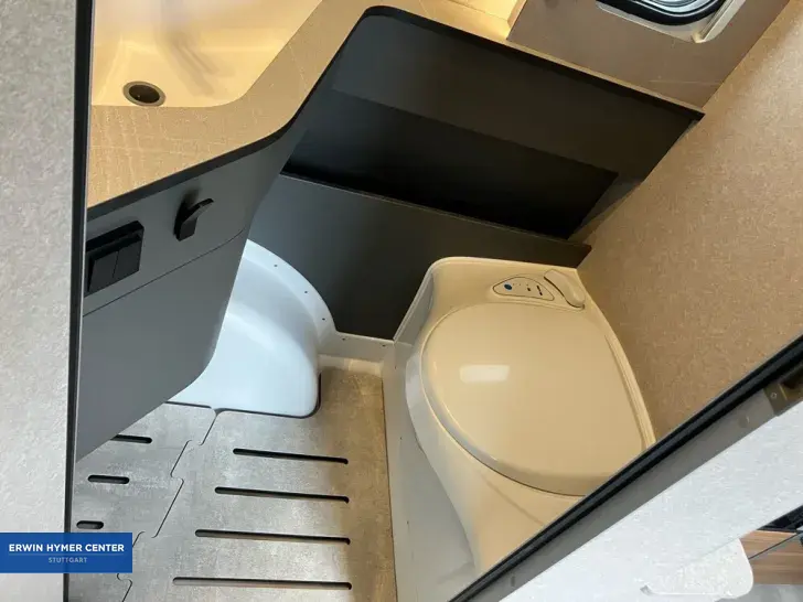 Fahrzeugbild Hymer Eriba Nova 495 #18