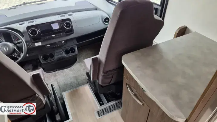 Fahrzeugbild Frankia I 7400 Plus #12