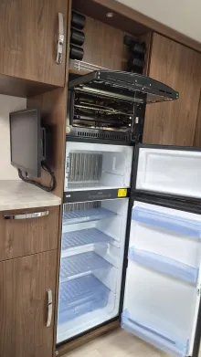 Fahrzeugbild Frankia I 7400 Plus #19