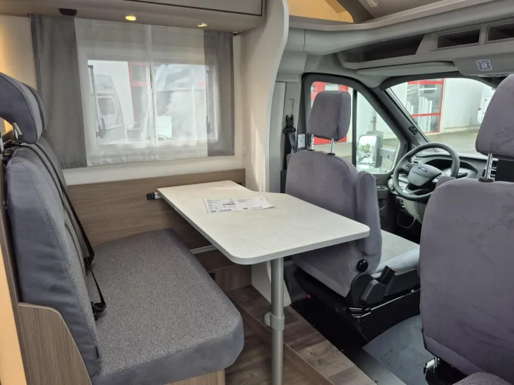 Fahrzeugbild Carado Edition26 T Ford 447 Solar/markise #14