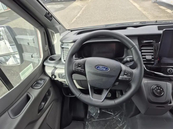 Fahrzeugbild Carado Edition26 T Ford 447 Combi 6E/Solar #12