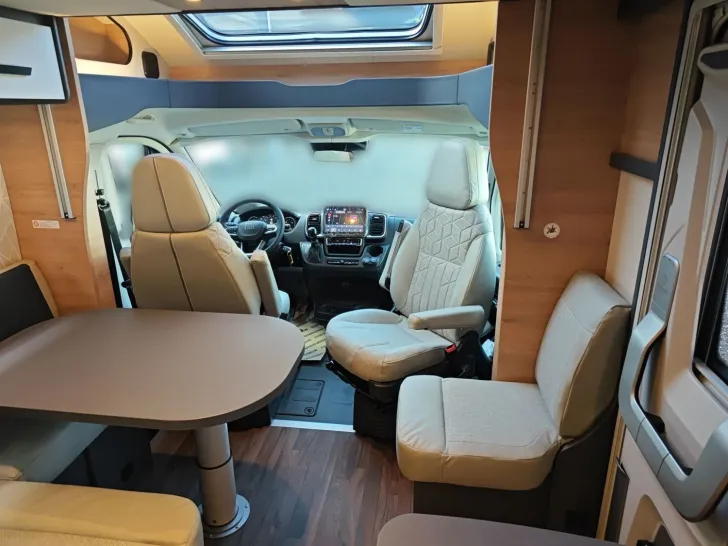 Fahrzeugbild Knaus L!VE WAVE PLATINUM SELECTION 650 MEG #11