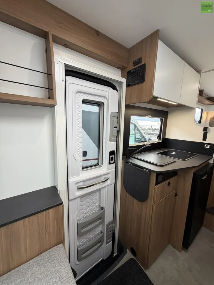 Fahrzeugbild Challenger Teilintegriert S Graphite Edition S217 Arctic 27 #13