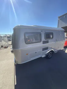 Fahrzeugbild Hymer Eriba Eriba Touring 530 Silver Edition, Mover, Autark #3
