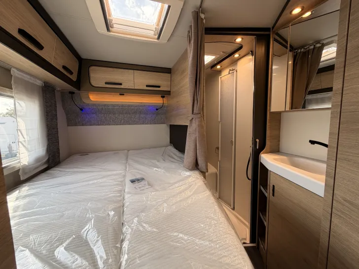 Fahrzeugbild Weinsberg CaraCompact EDITION PEPPER 600 MF 2027, AHK, Rahmenfenster S7 #14