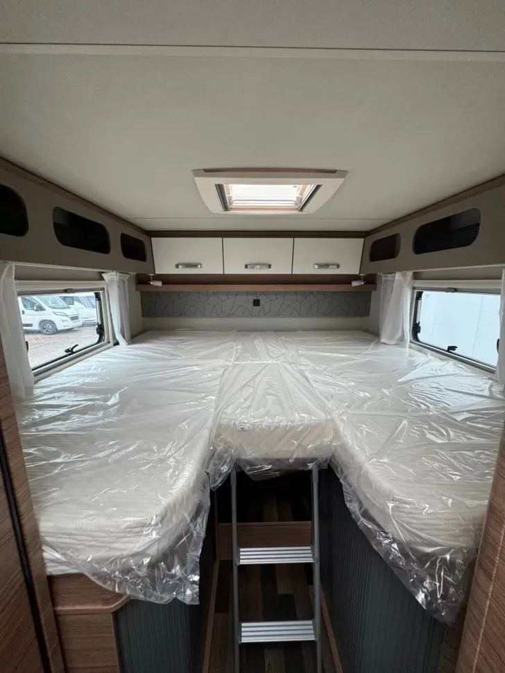 Fahrzeugbild Weinsberg CaraCompact EDITION PEPPER 600 MEG Miet -Fz. #13