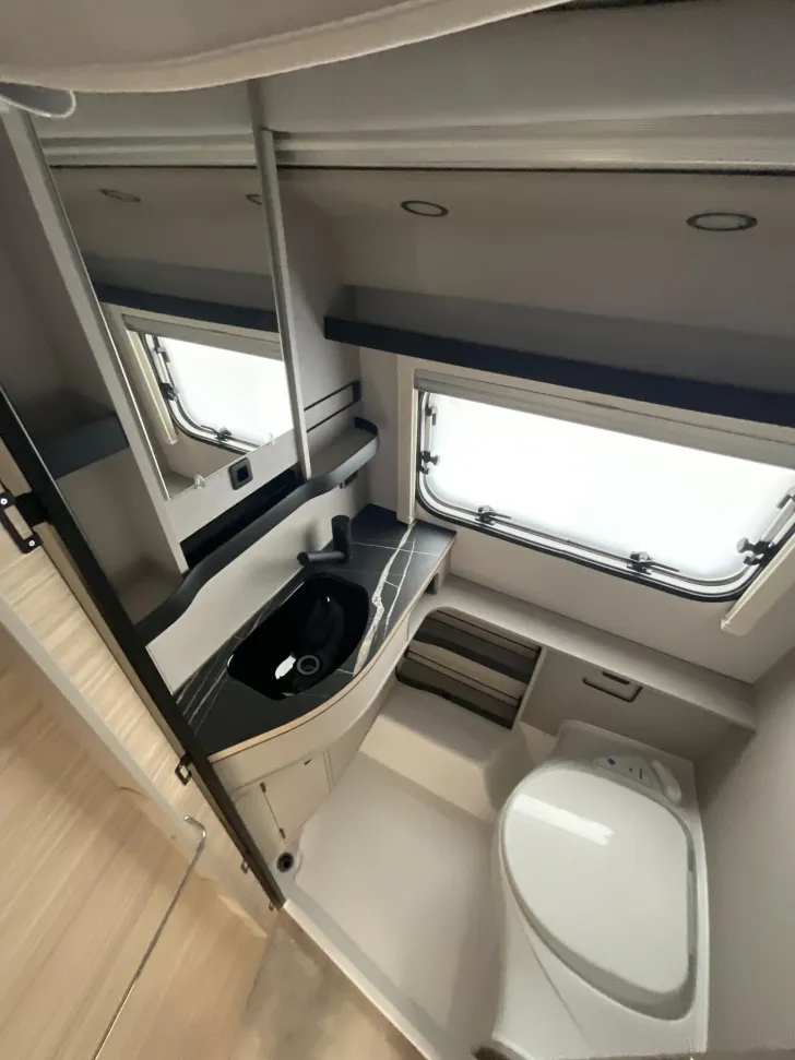 Fahrzeugbild Hymer Eriba Eriba Touring 542 Silver Editon, Mover, Autark #10