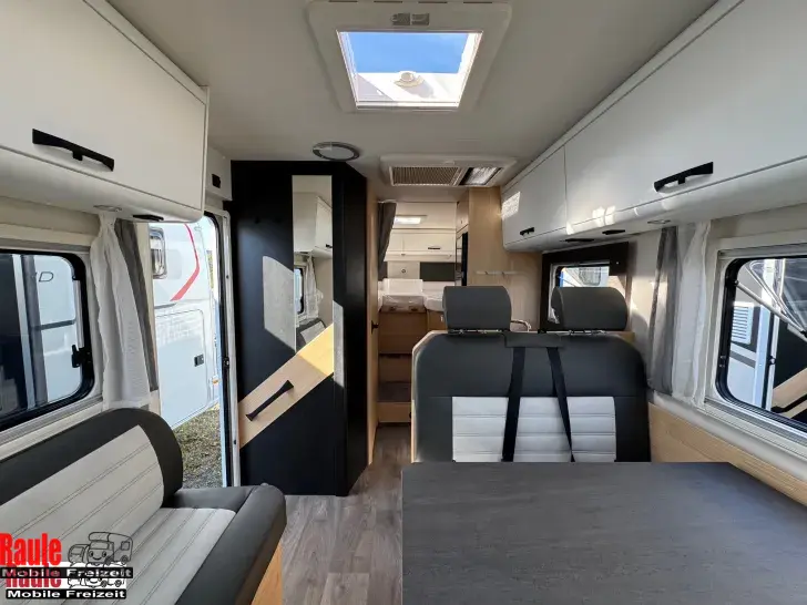 Fahrzeugbild Sunlight T 67 Adv. ohne Hubbett, mit Solar, Kamera #3