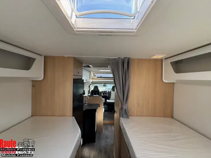 Fahrzeugbild Sunlight T 67 Adv. ohne Hubbett, mit Solar, Kamera #4