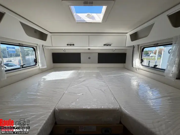 Fahrzeugbild Sunlight T 67 Adv. ohne Hubbett, mit Solar, Kamera #9