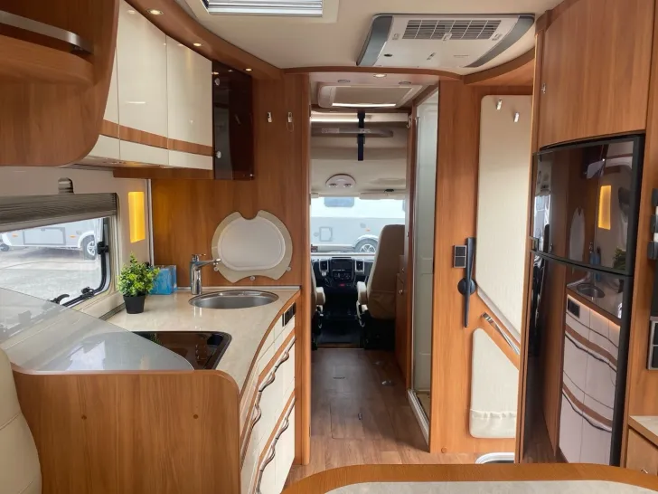 Fahrzeugbild Hymer DuoMobil 634 #16