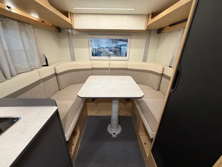 Fahrzeugbild GIOTTILINE Siena 340 Premiere Edition Rundsitzgruppe #6