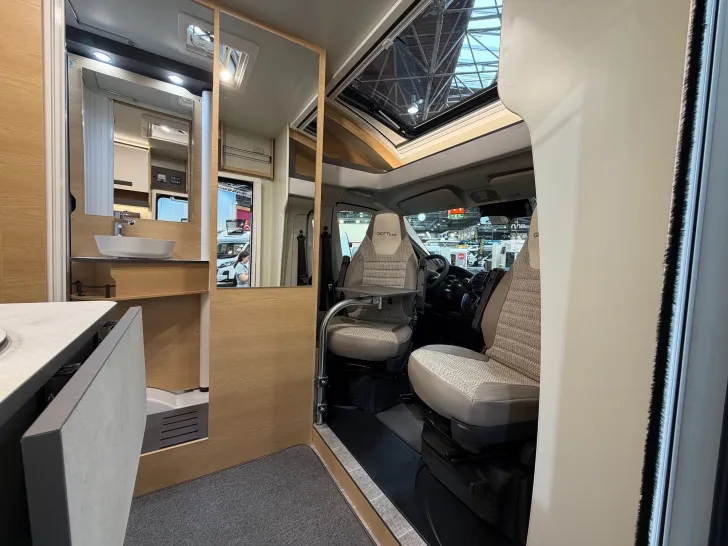 Fahrzeugbild GIOTTILINE Siena 340 Premiere Edition Rundsitzgruppe #7