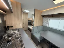 Fahrzeugbild Fendt Apero Activ 560 SKM*2000KG*Neues Holz Dekor*2027 #7