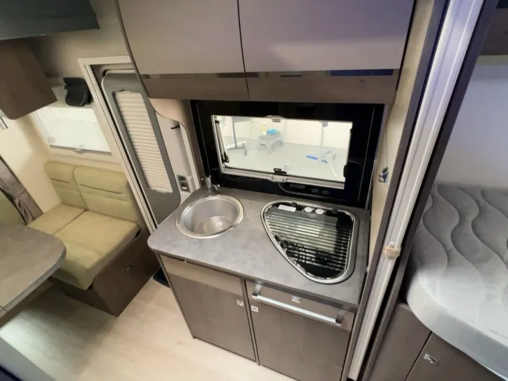Fahrzeugbild Challenger 347 GA Graphite Edition/Einzelbetten+Hubbett #12