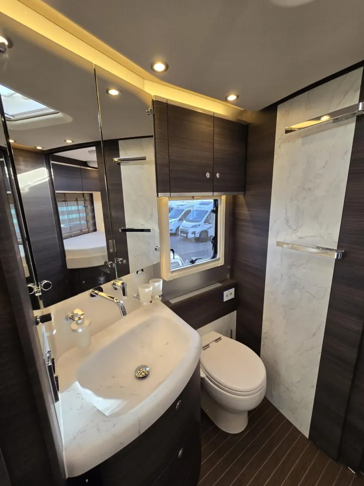 Fahrzeugbild Concorde Charisma 910 LI #30