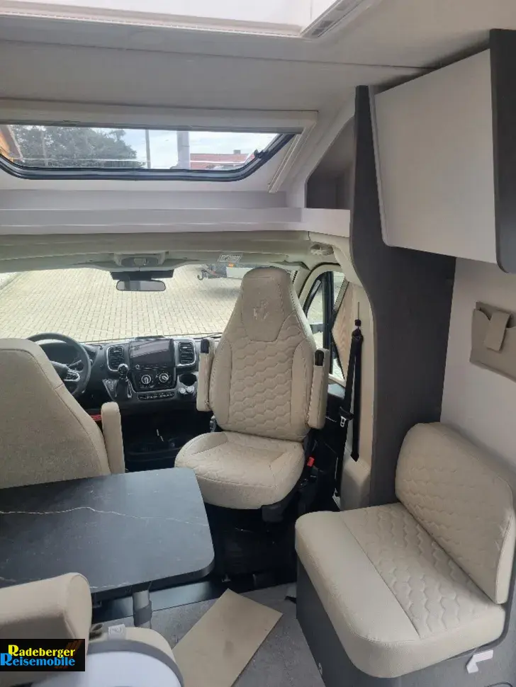 Fahrzeugbild Etrusco T 6900 SB #8