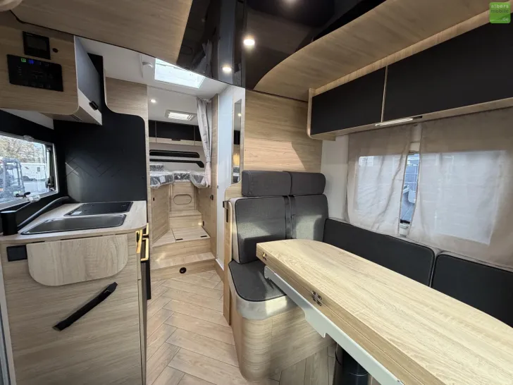 Fahrzeugbild Challenger Teilintegriert Graphite Edition 287 Arctic Solar #11