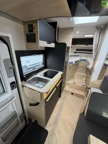 Fahrzeugbild Challenger Teilintegriert Graphite Edition 287 Arctic Solar #12