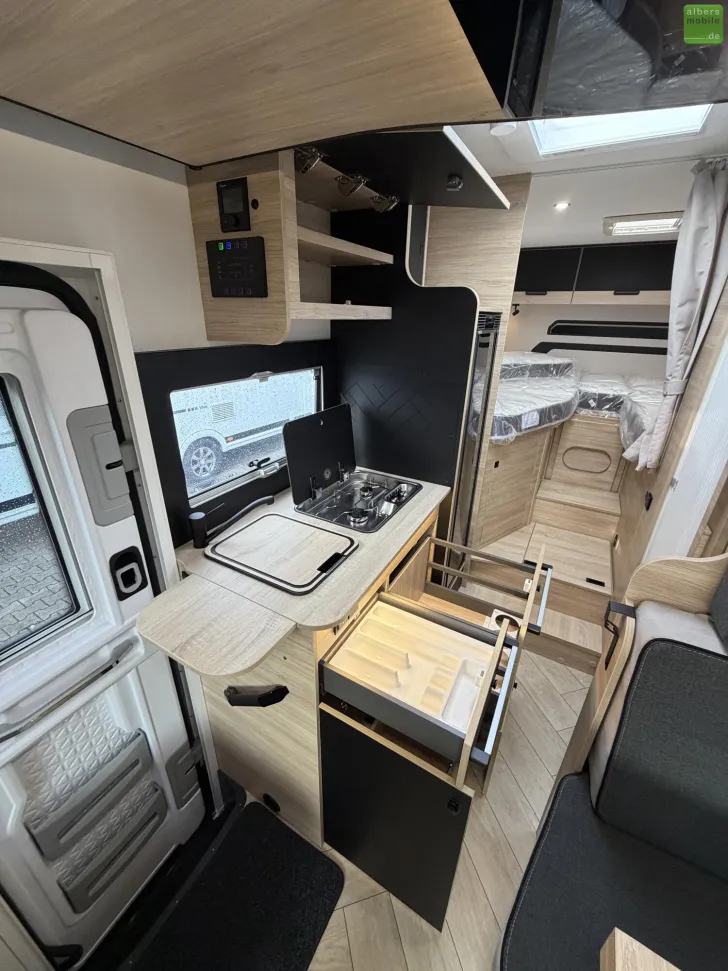 Fahrzeugbild Challenger Teilintegriert Graphite Edition 287 Arctic Solar #13