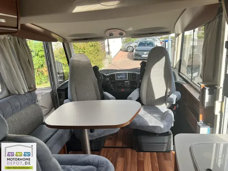 Fahrzeugbild Hymer Exsis-i 504 elektr. Fahrradtr. Solar/Wechs #4