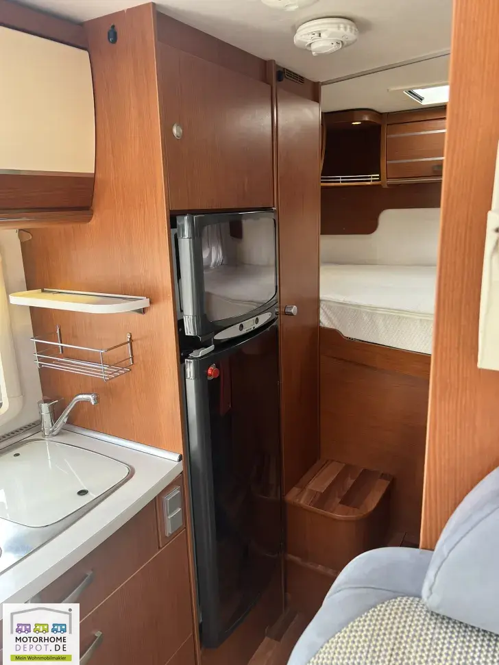 Fahrzeugbild Hymer Exsis-i 504 elektr. Fahrradtr. Solar/Wechs #8