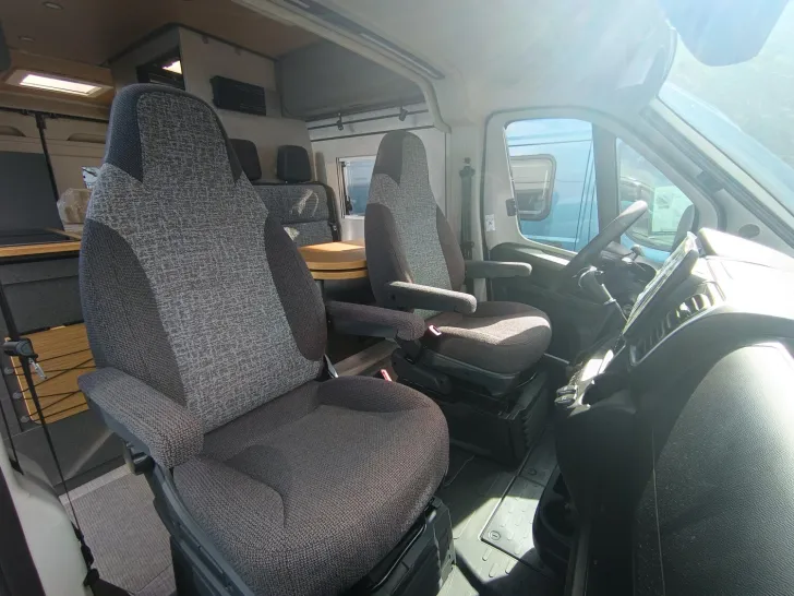 Fahrzeugbild Hymer Redwood 601 #10